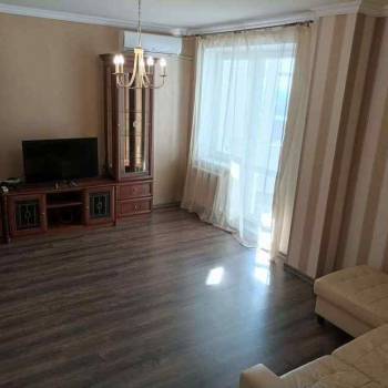 Сдается 2-х комнатная квартира, 70 м²