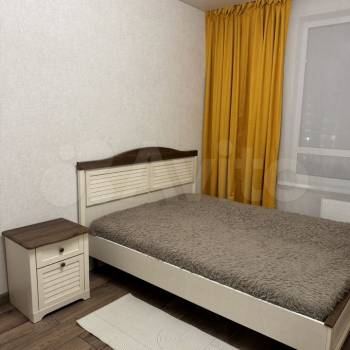 Сдается 1-комнатная квартира, 40 м²