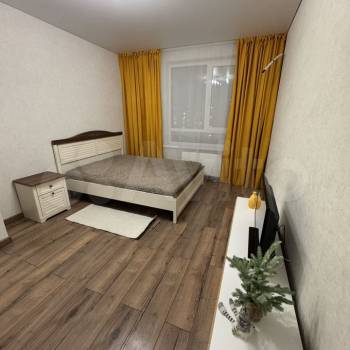 Сдается 1-комнатная квартира, 40 м²