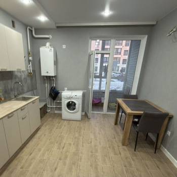 Сдается 1-комнатная квартира, 38 м²