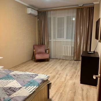 Сдается 1-комнатная квартира, 36 м²