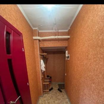 Продается 1-комнатная квартира, 32 м²