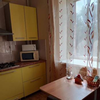 Сдается 1-комнатная квартира, 42 м²