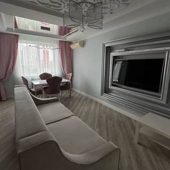 Продается 1-комнатная квартира, 44 м²