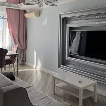 Продается 1-комнатная квартира, 44 м²