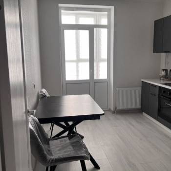 Сдается 1-комнатная квартира, 39,2 м²