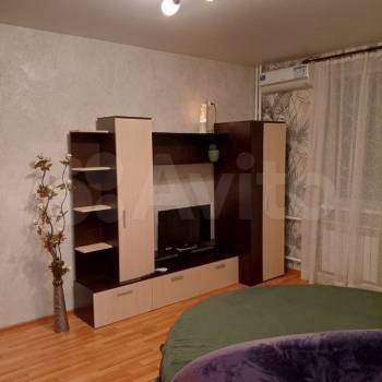 Сдается 1-комнатная квартира, 38 м²