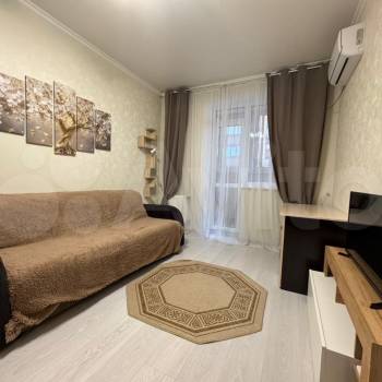 Сдается 1-комнатная квартира, 38 м²