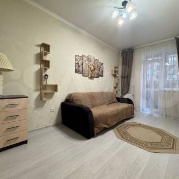 Сдается 1-комнатная квартира, 38 м²