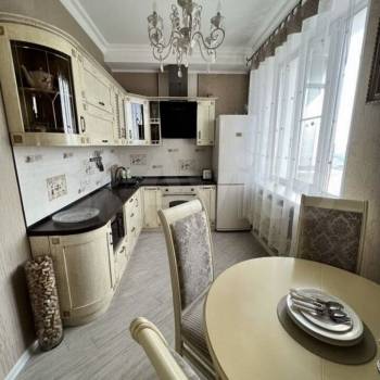 Сдается 2-х комнатная квартира, 60 м²