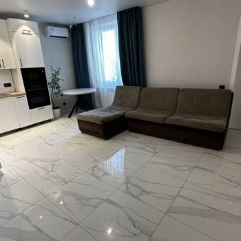 Продается Многокомнатная квартира, 80,6 м²