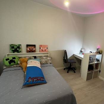 Продается Многокомнатная квартира, 80,6 м²