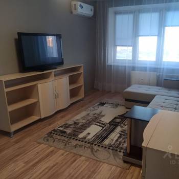 Сдается 1-комнатная квартира, 38,2 м²