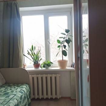 Продается Многокомнатная квартира, 60 м²