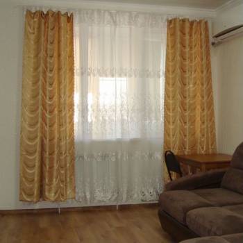 Продается 1-комнатная квартира, 38 м²