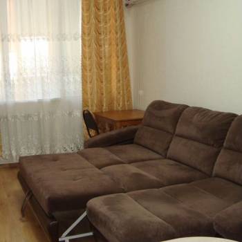 Продается 1-комнатная квартира, 38 м²