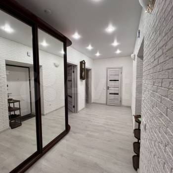 Сдается Многокомнатная квартира, 110 м²