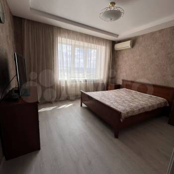 Сдается Многокомнатная квартира, 110 м²