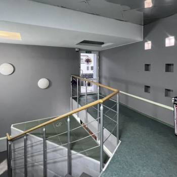 Продается Нежилое помещение, 304 м²