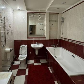 Сдается Многокомнатная квартира, 70 м²