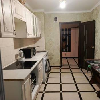 Сдается 1-комнатная квартира, 43 м²