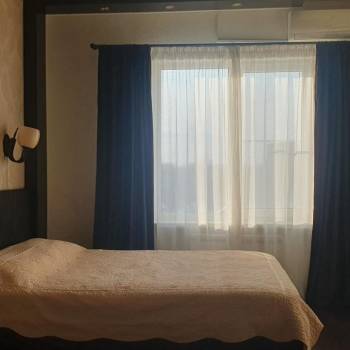 Сдается 1-комнатная квартира, 42 м²