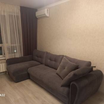 Сдается 1-комнатная квартира, 40 м²