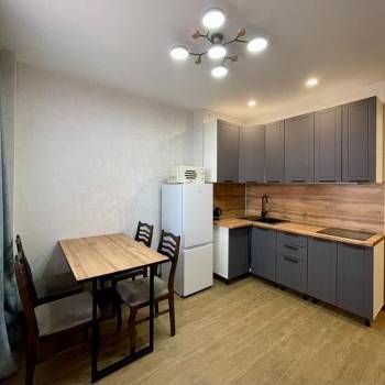 Сдается 1-комнатная квартира, 39 м²