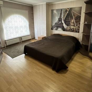 Сдается Многокомнатная квартира, 56 м²