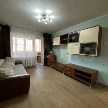 Сдается 1-комнатная квартира, 40 м²