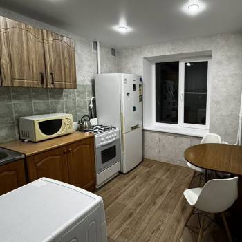 Сдается 1-комнатная квартира, 37 м²