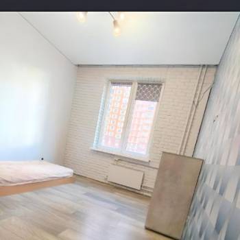 Продается 2-х комнатная квартира, 42 м²