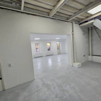 Продается Нежилое помещение, 125 м²