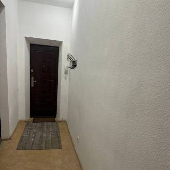 Продается 2-х комнатная квартира, 56 м²