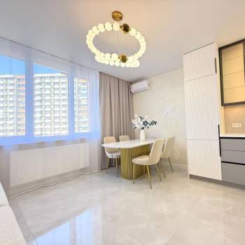 Продается Многокомнатная квартира, 75 м²