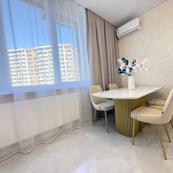 Продается Многокомнатная квартира, 75 м²