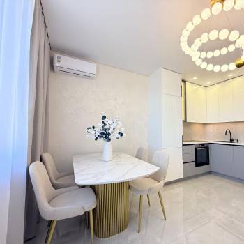 Продается Многокомнатная квартира, 75 м²