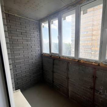 Продается 1-комнатная квартира, 41 м²