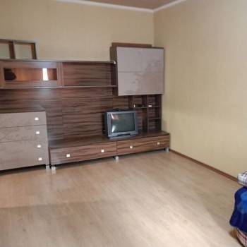 Продается 1-комнатная квартира, 40 м²