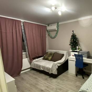 Продается 1-комнатная квартира, 28 м²