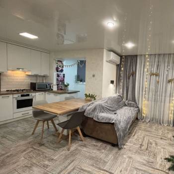 Продается 3-х комнатная квартира, 80 м²