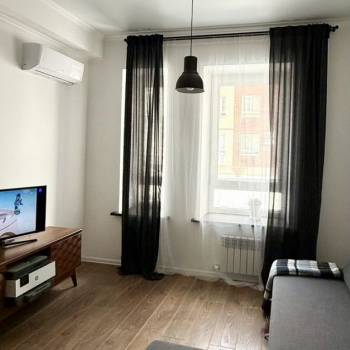 Продается 1-комнатная квартира, 41,1 м²