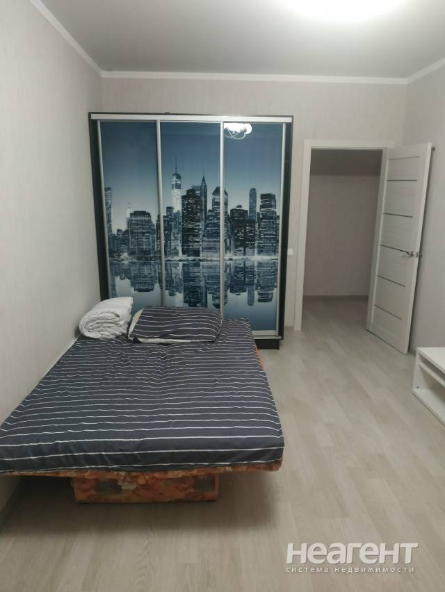 Сдаю 1-комн. квартиру, ЖК 5 элемент-монолит, проспект Солженицына