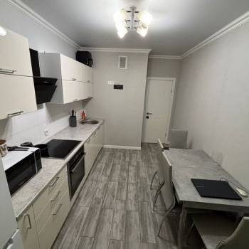 Продается 1-комнатная квартира, 40,3 м²