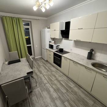 Продается 1-комнатная квартира, 40,3 м²