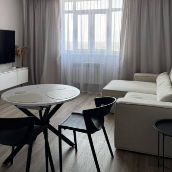 Сдается 1-комнатная квартира, 50 м²