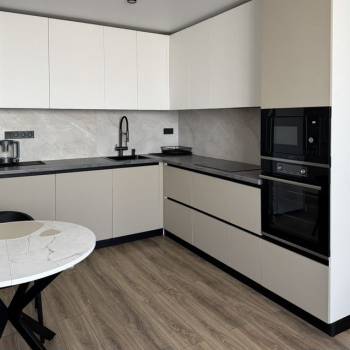 Сдается 1-комнатная квартира, 50 м²