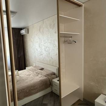 Сдается 1-комнатная квартира, 49 м²