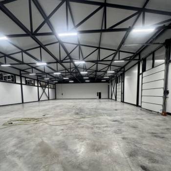 Сдается Нежилое помещение, 450 м²