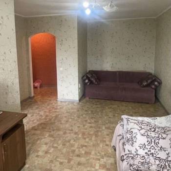 Продается 1-комнатная квартира, 32 м²